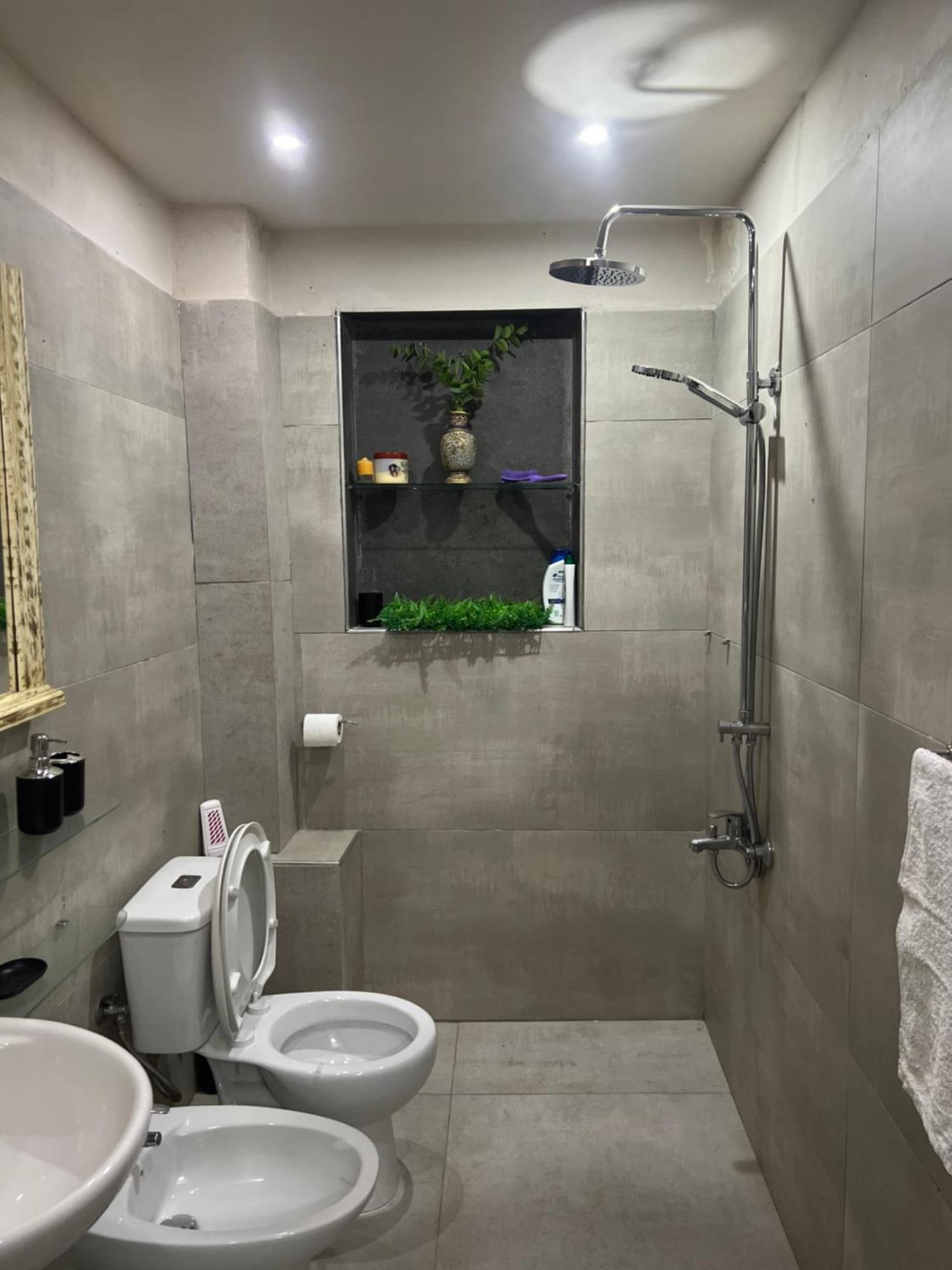 Central Cozy Apartment Old Train Station Tiranë Ngoại thất bức ảnh